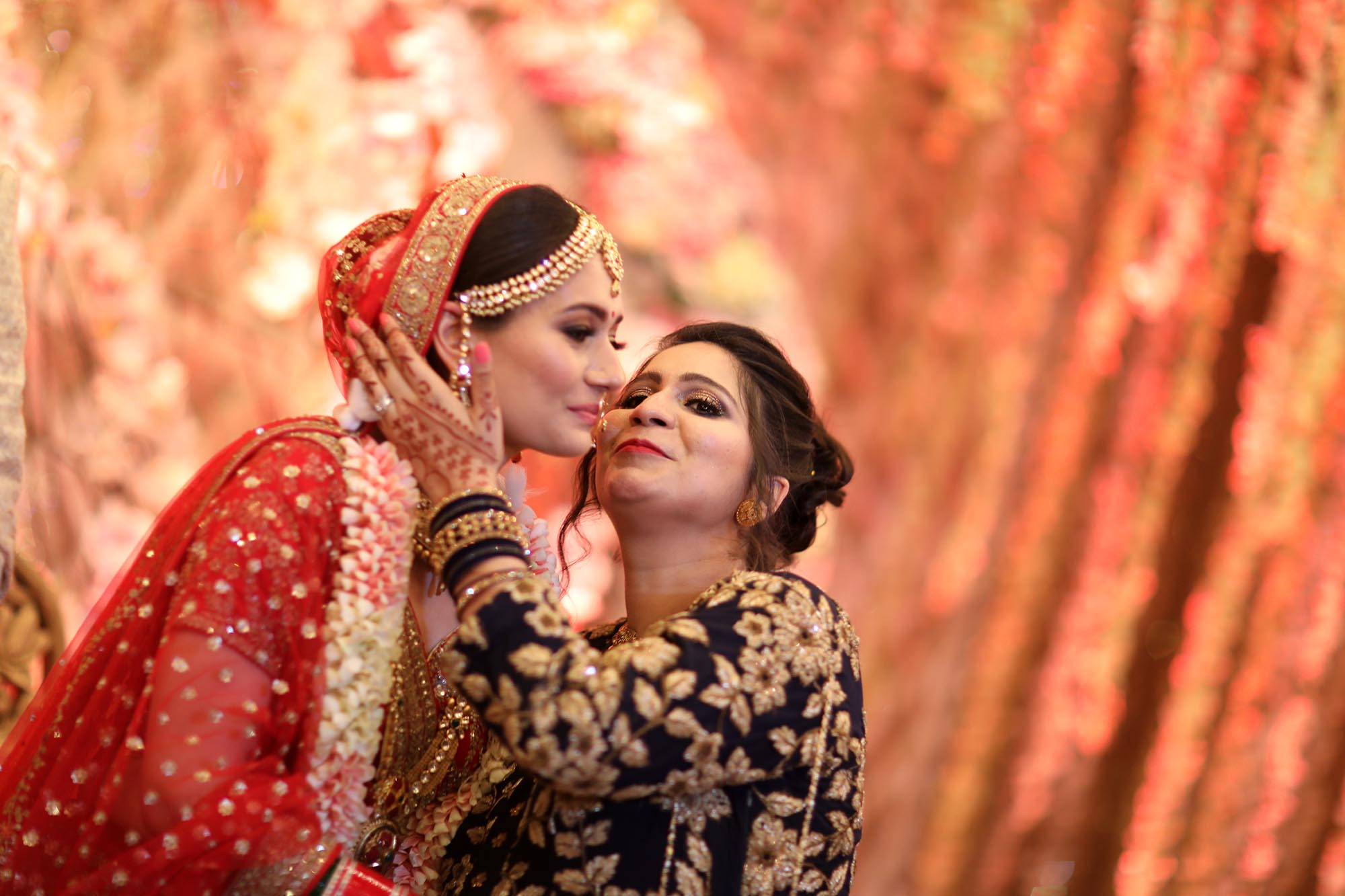 candid wedding photographers in delhi, professional photographers in delhi, destination wedding photographer, best wedding photographers in delhi